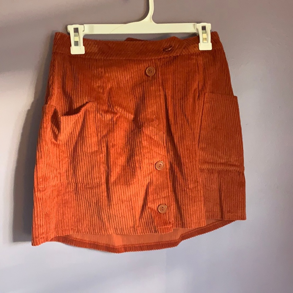 Velvet skirt